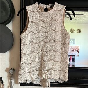 Rose & Olive Cream Lace Sleeveless Blouse